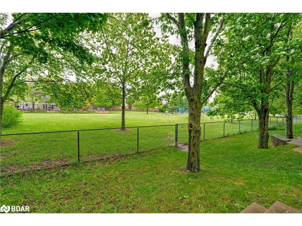 









122


Dundas

Street East, 17,
Waterdown,




ON
L9H 7K6

