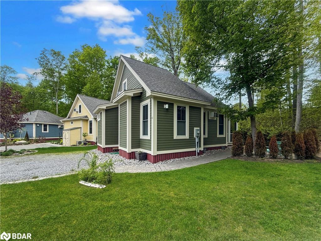 









32


Hollow Lane

Lane, 199,
Prince Edward County,




ON
K0K 1P0

