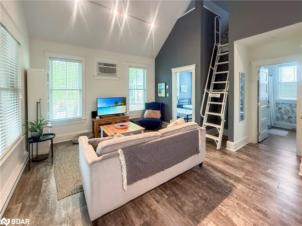 









32


Hollow Lane

Lane, 199,
Prince Edward County,




ON
K0K 1P0

