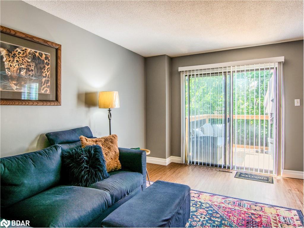 









102


Ferguson

Drive,
Barrie,




ON
L4N 7E5


