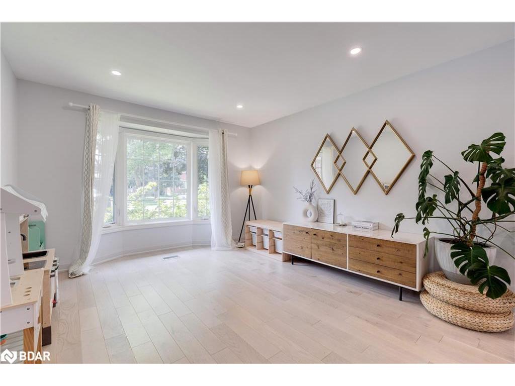 









2139


Marc

Lane,
Burlington,




ON
L7M 3P7

