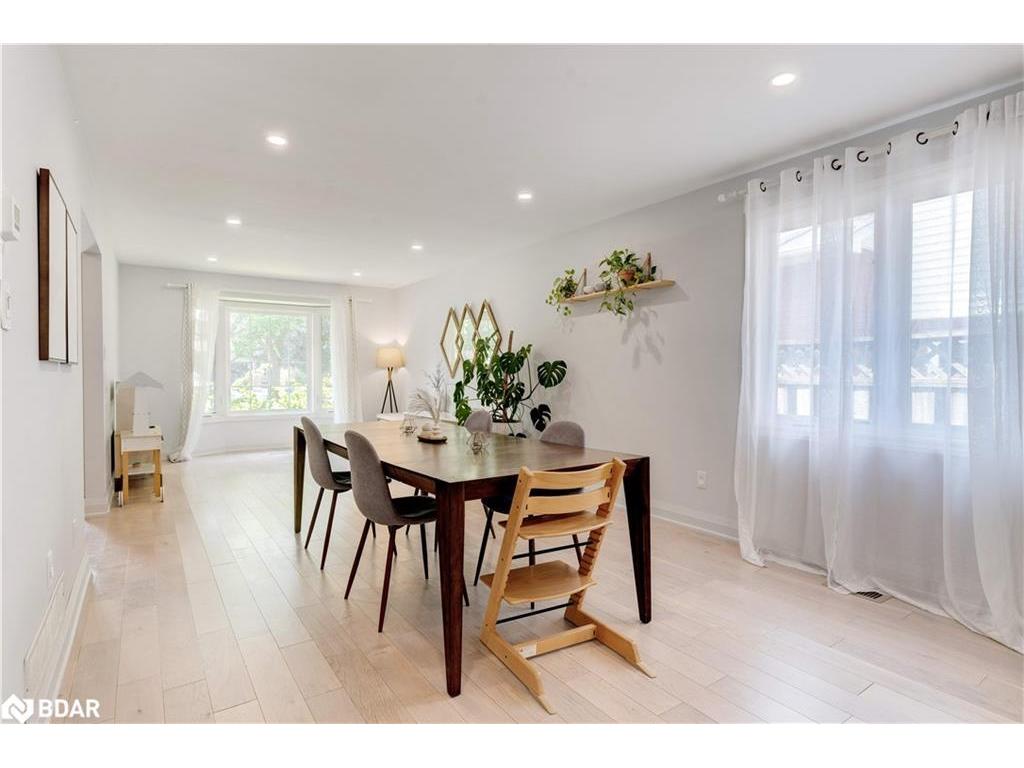 









2139


Marc

Lane,
Burlington,




ON
L7M 3P7

