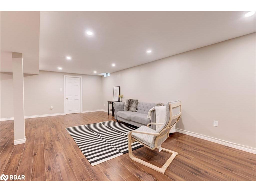 









2139


Marc

Lane,
Burlington,




ON
L7M 3P7

