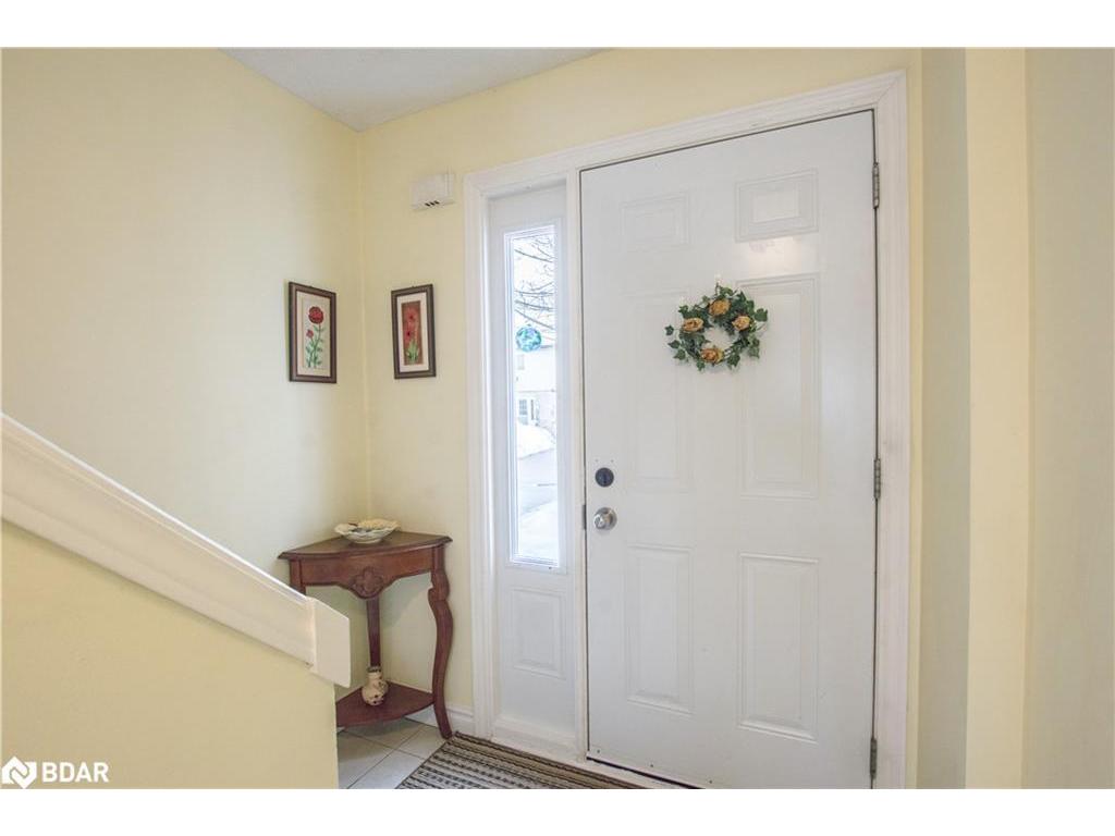 









261


Rose

Street, 4,
Barrie,




ON
L4M 2V3

