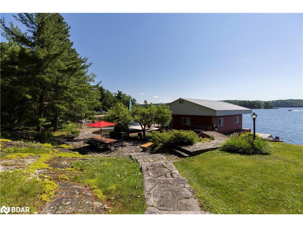 









B 721


Galt Island

,
ARCHIPELAGO,




ON
P2A 2X4

