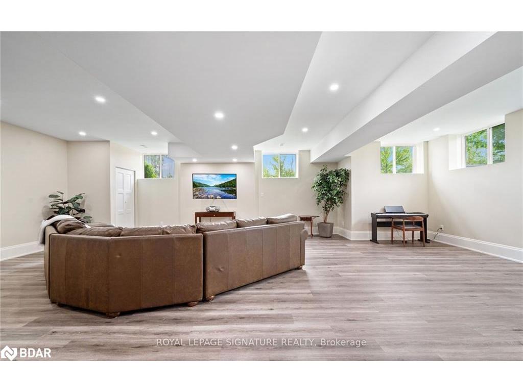 









143


Turner Court

Court,
Erin,




ON
N0B 1H0

