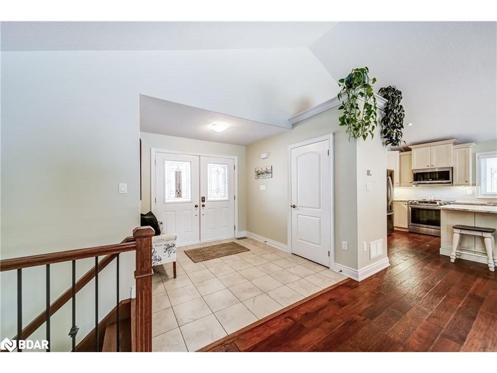 









1716


Georgian Heights Boulevard

,
Waubaushene,




ON
L0K 2C0

