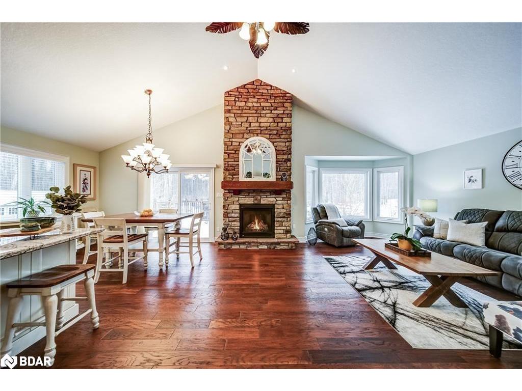 









1716


Georgian Heights Boulevard

,
Waubaushene,




ON
L0K 2C0

