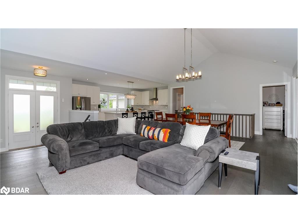 









2066


Elana

Drive,
Orillia,




ON
L3V 0C2


