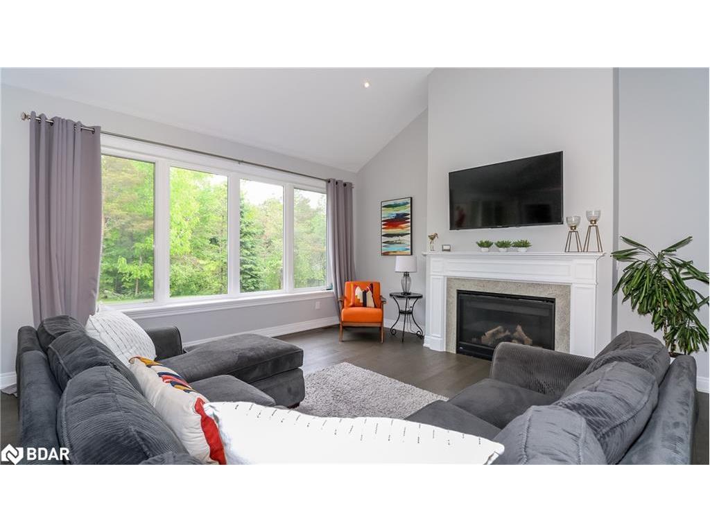 









2066


Elana

Drive,
Orillia,




ON
L3V 0C2

