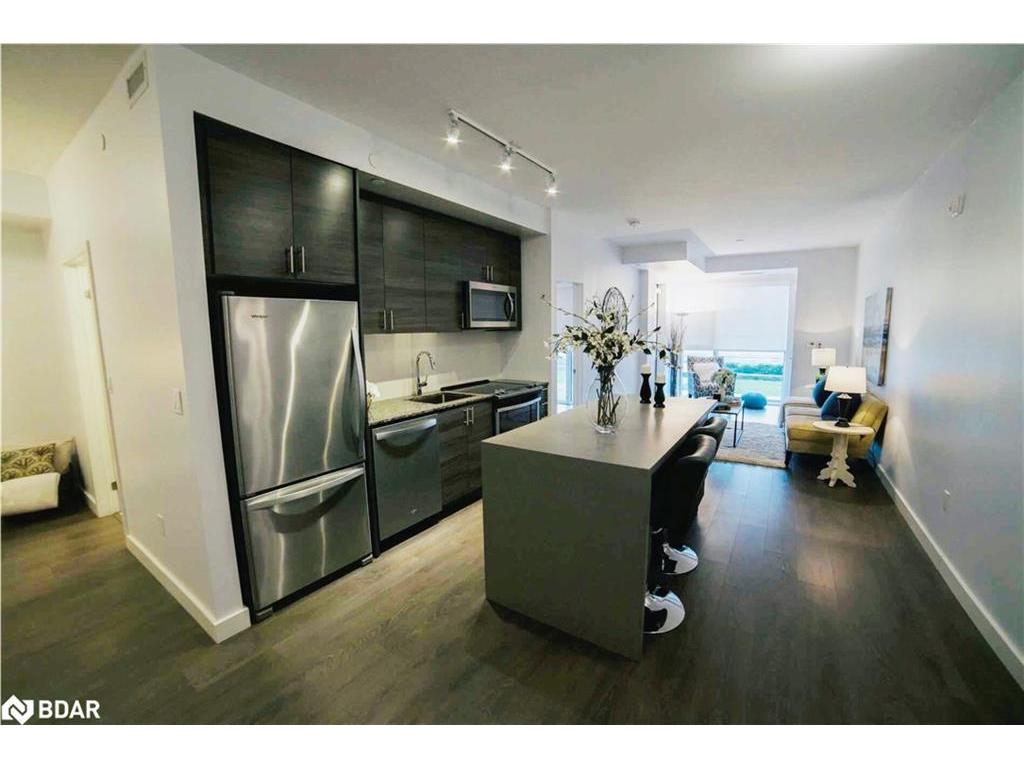 









168


Sabina

Drive, 103,
Oakville,




ON
L6H 7C3

