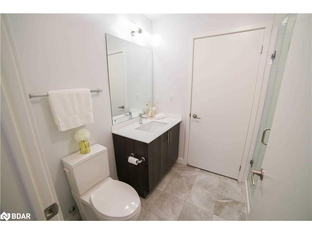 









168


Sabina

Drive, 103,
Oakville,




ON
L6H 7C3

