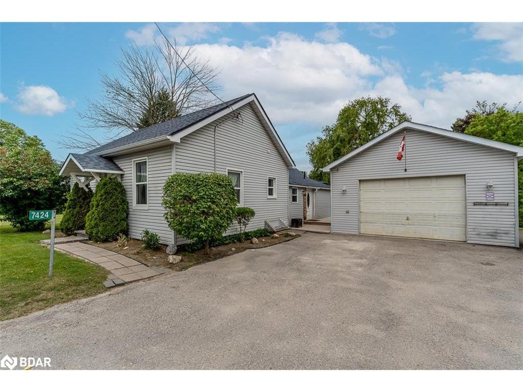 









7424


County Rd 91

Road,
Stayner,




ON
L0M 1S0

