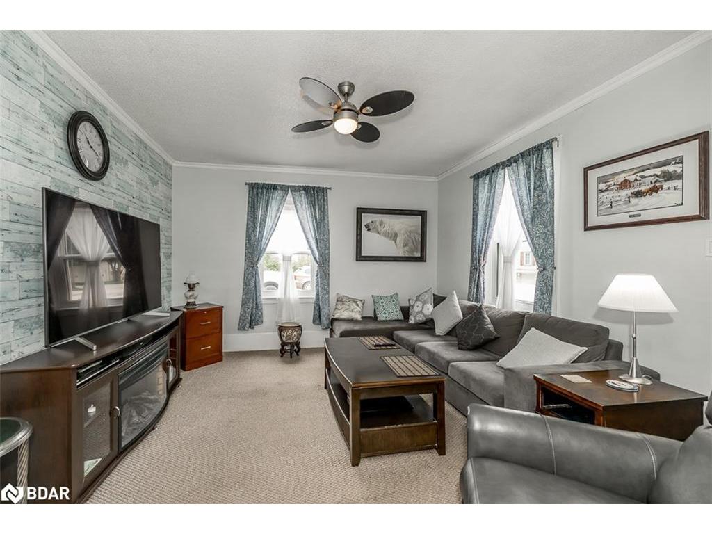 









7424


County Rd 91

Road,
Stayner,




ON
L0M 1S0

