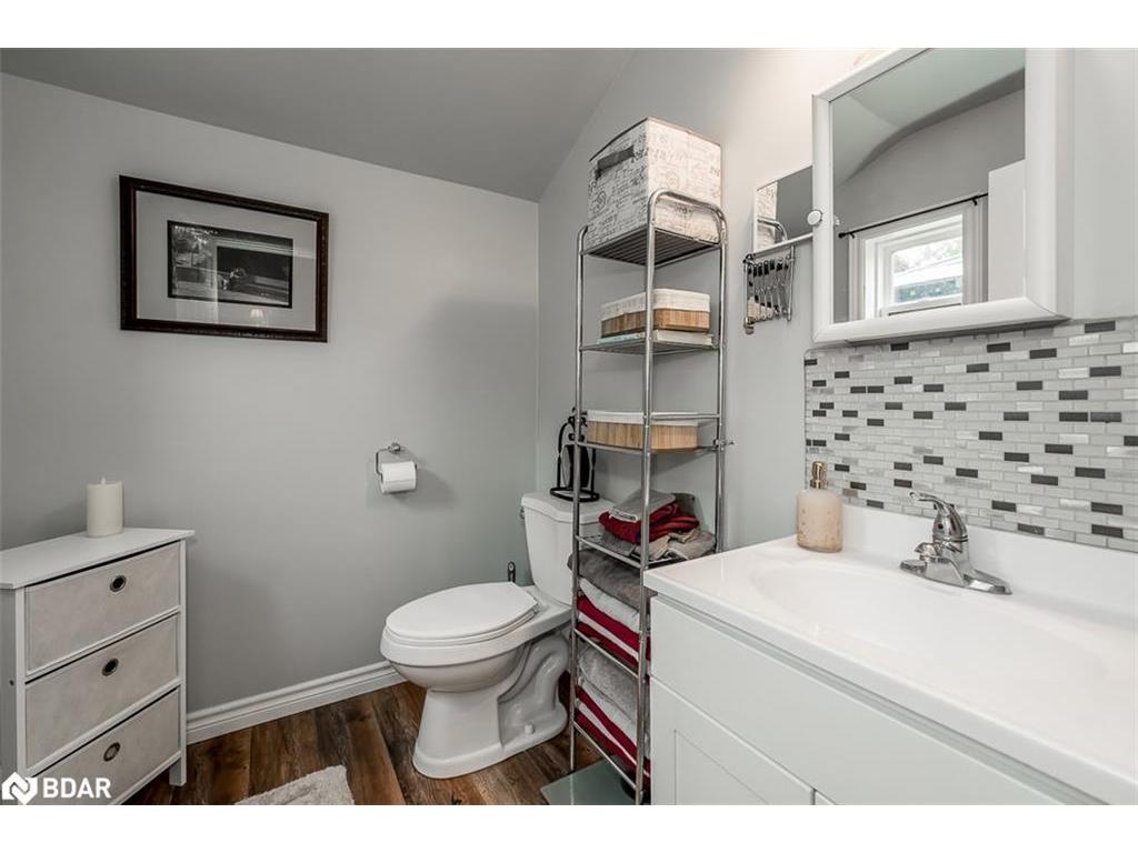 









7424


County Rd 91

Road,
Stayner,




ON
L0M 1S0

