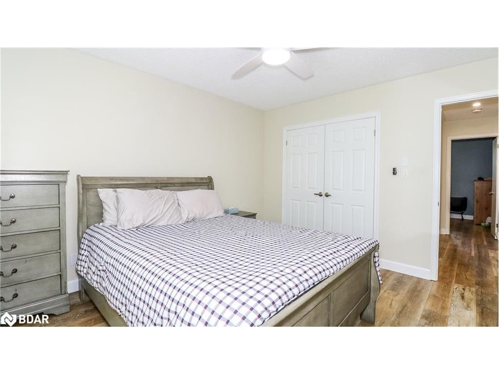 









1


Mariposa

Drive,
Orillia,




ON
L3V 7G6

