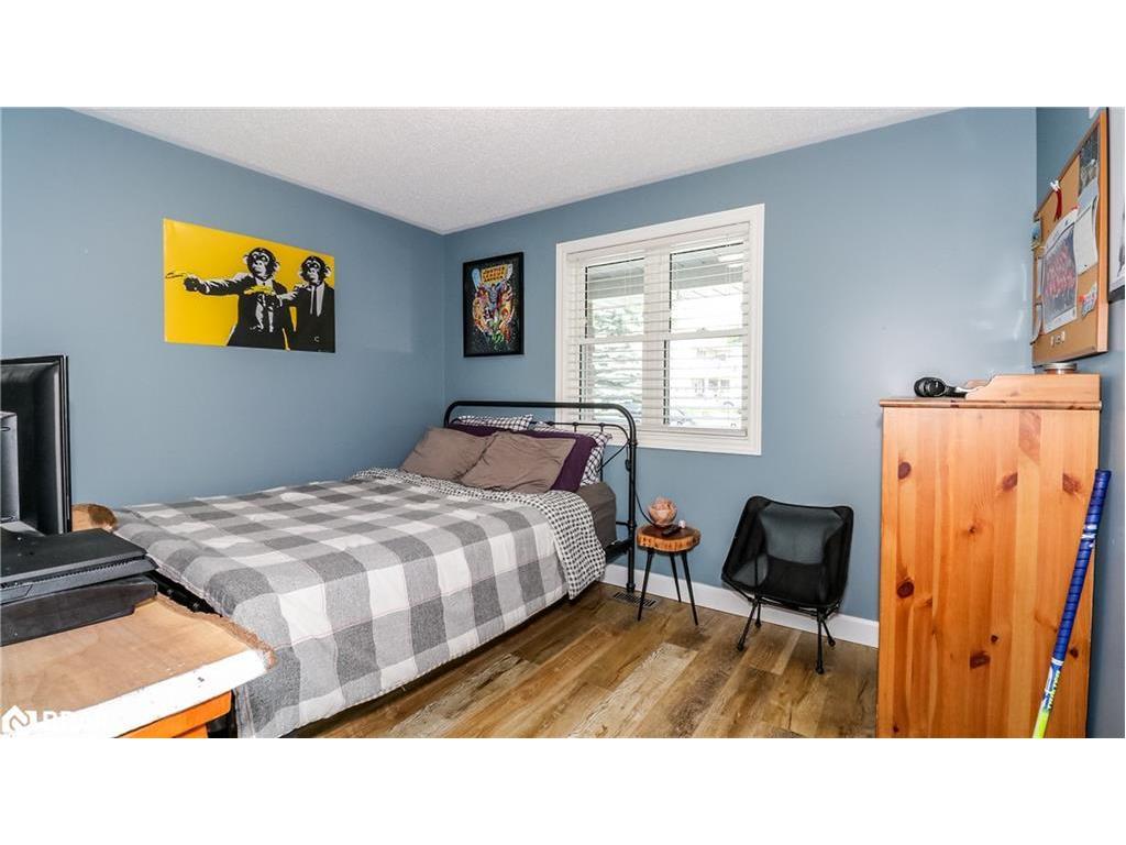 









1


Mariposa

Drive,
Orillia,




ON
L3V 7G6

