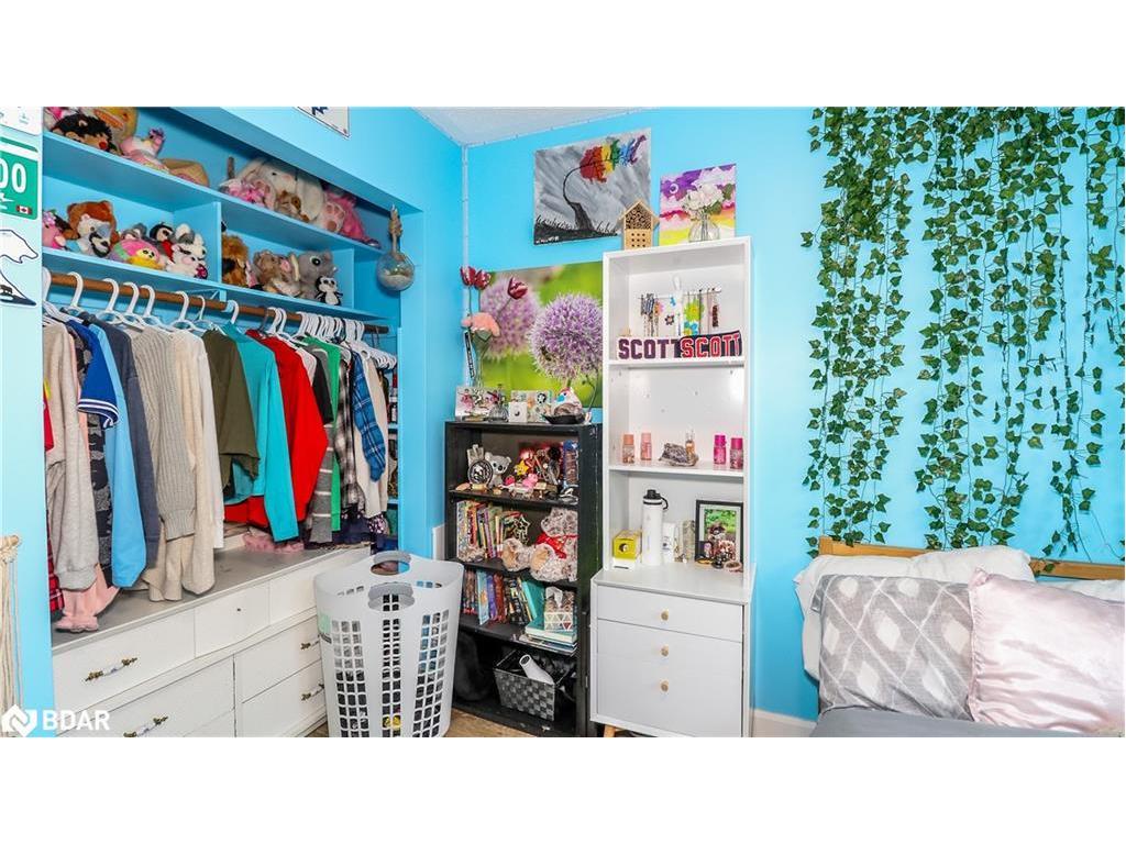 









1


Mariposa

Drive,
Orillia,




ON
L3V 7G6

