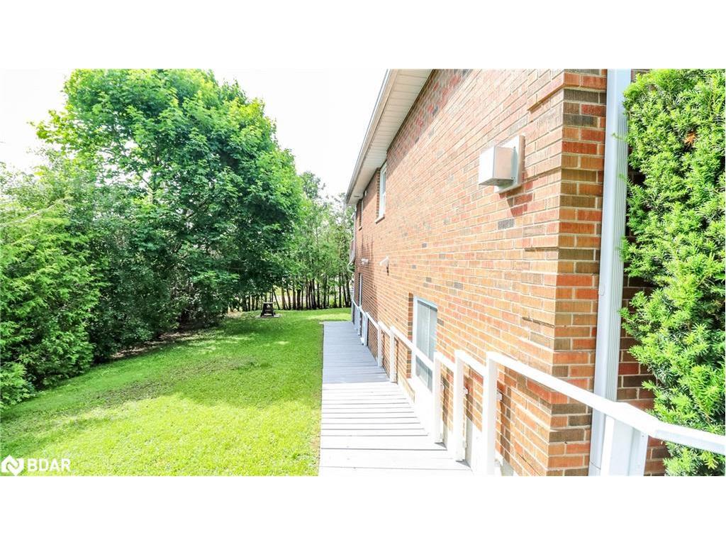 









1


Mariposa

Drive,
Orillia,




ON
L3V 7G6

