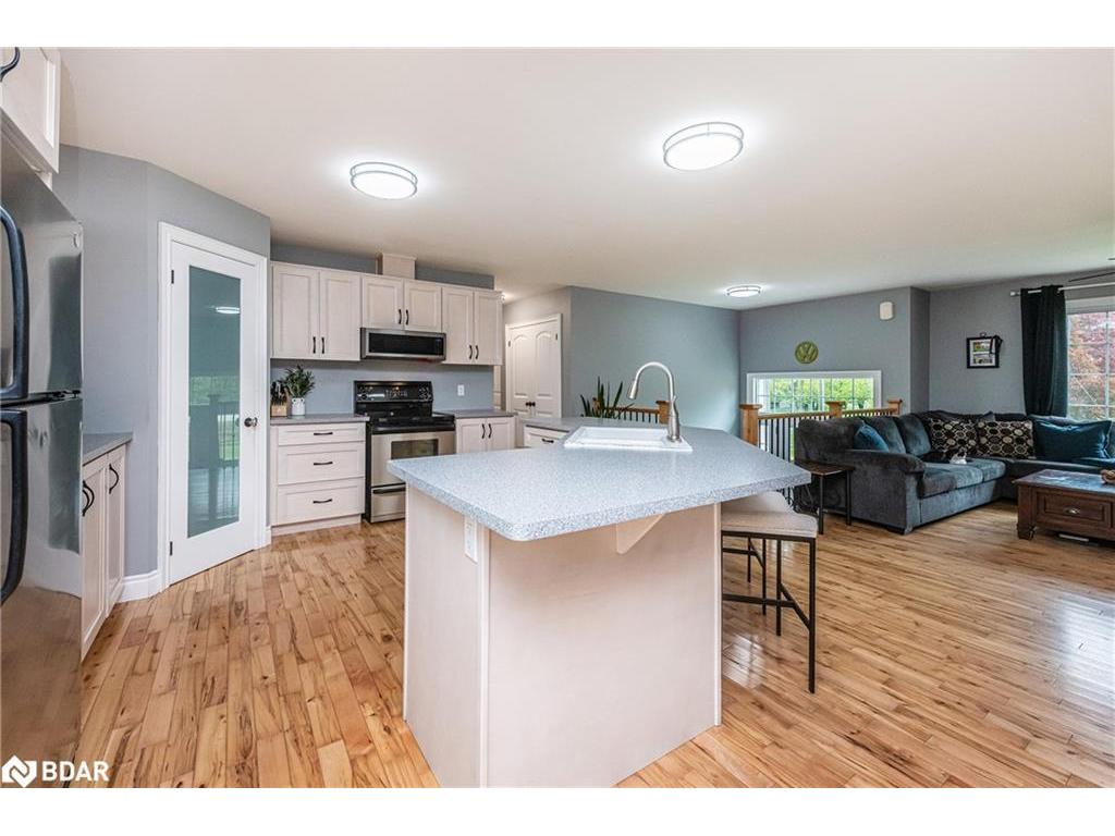 









402187


County Road 15

,
Grand Valley,




ON
L9W 3B5

