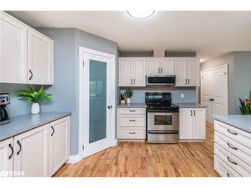 









402187


County Road 15

,
Grand Valley,




ON
L9W 3B5

