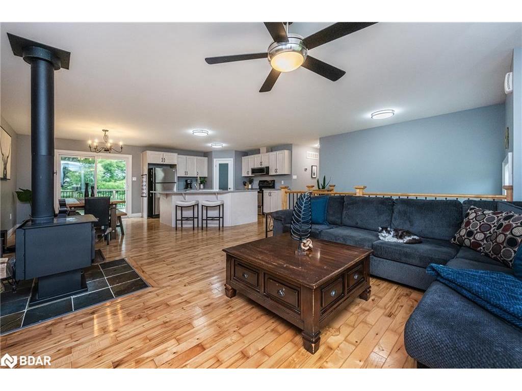 









402187


County Road 15

,
Grand Valley,




ON
L9W 3B5

