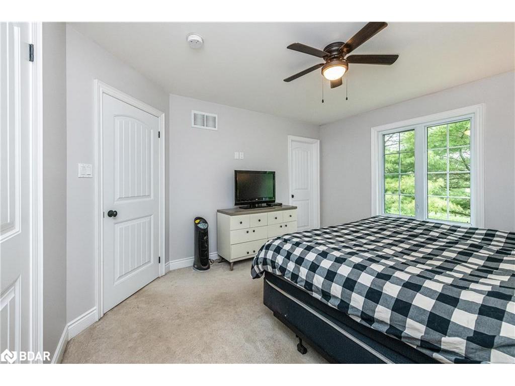 









402187


County Road 15

,
Grand Valley,




ON
L9W 3B5

