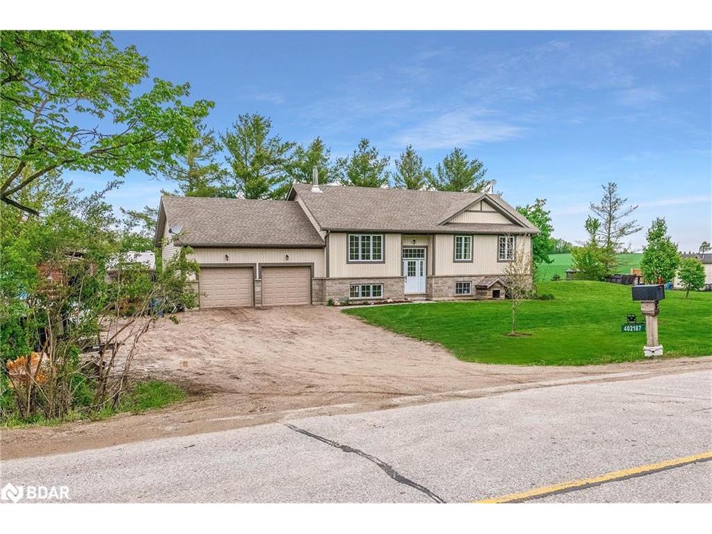 









402187


County Road 15

,
Grand Valley,




ON
L9W 3B5

