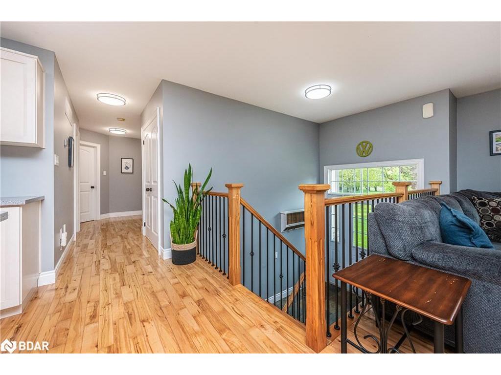 









402187


County Road 15

,
Grand Valley,




ON
L9W 3B5

