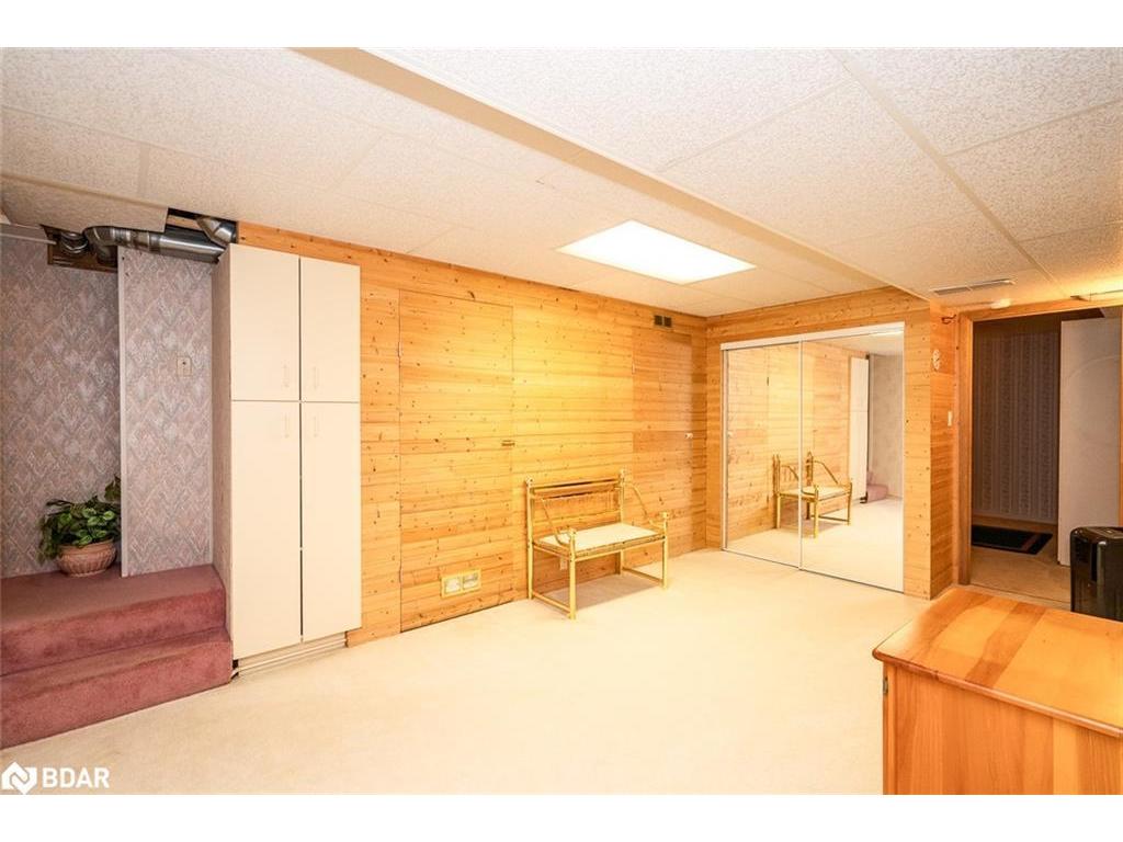 









32


White Bark

Way,
Belwood,




ON
N0B 1J0

