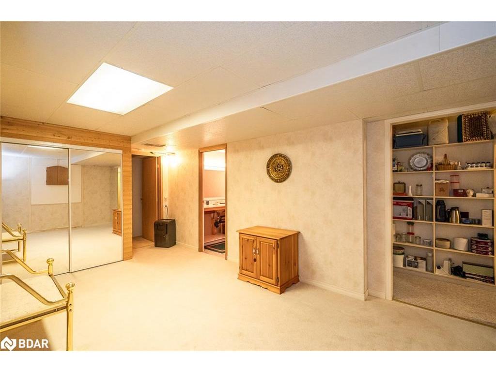 









32


White Bark

Way,
Belwood,




ON
N0B 1J0

