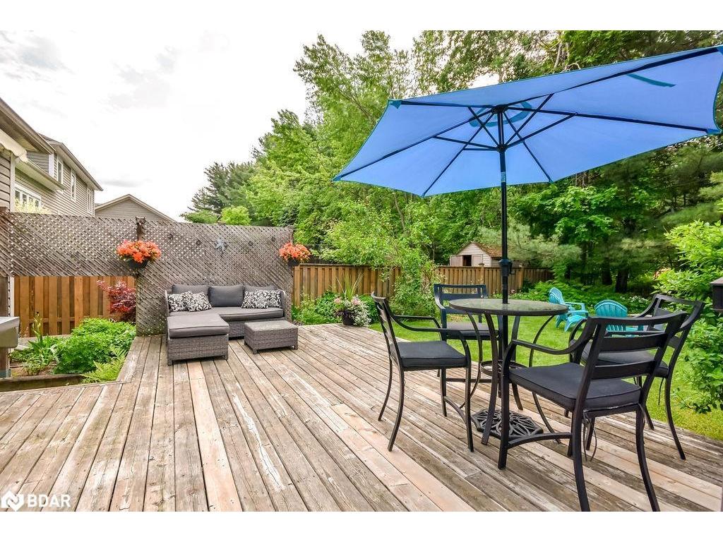 









7


Windsong

Crescent,
Bracebridge,




ON
P1L 0A5

