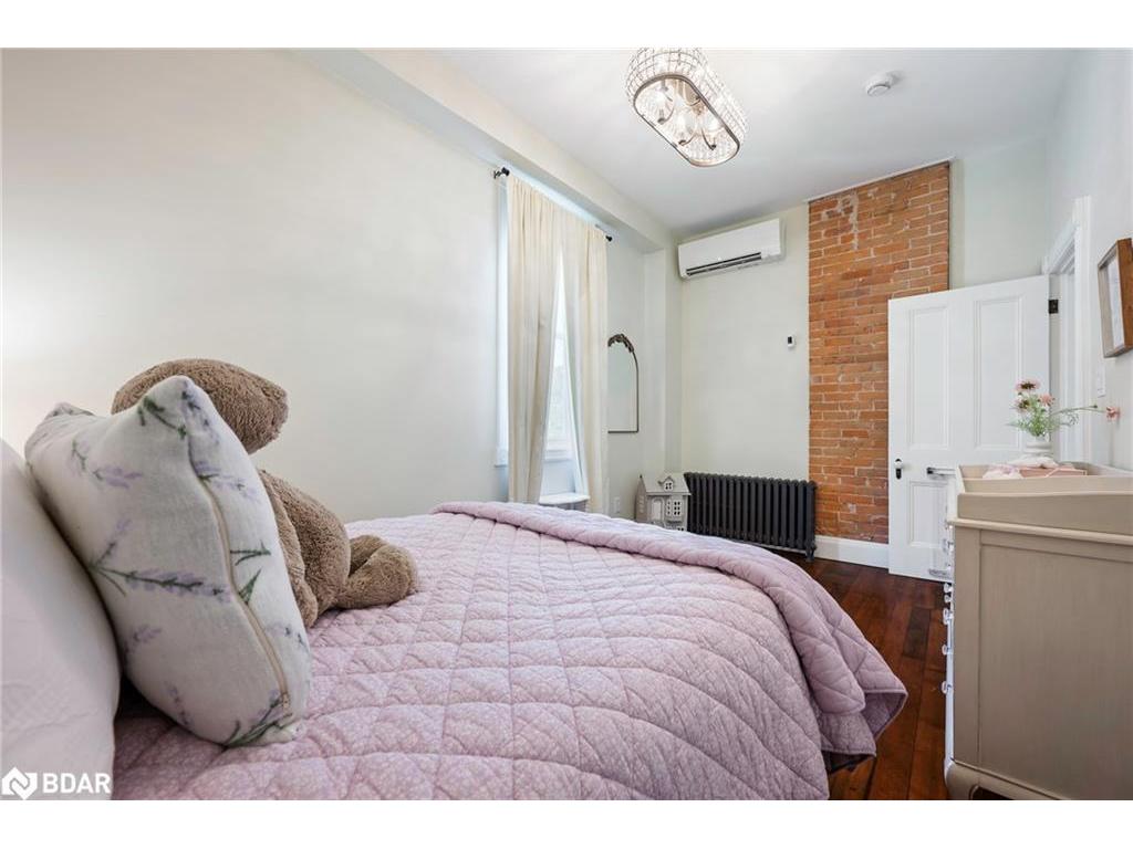 









11


Zina

Street,
Orangeville,




ON
L9W 1E2

