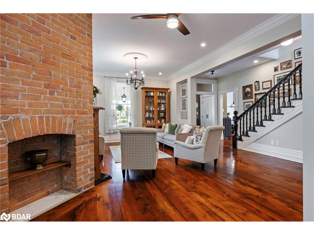 









11


Zina

Street,
Orangeville,




ON
L9W 1E2

