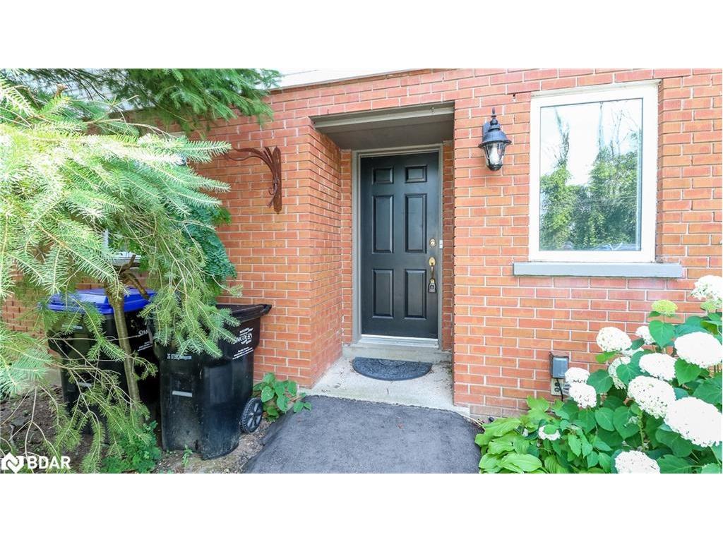 









953


Ridge

Road West,
Oro-Medonte,




ON
L0L 2E0

