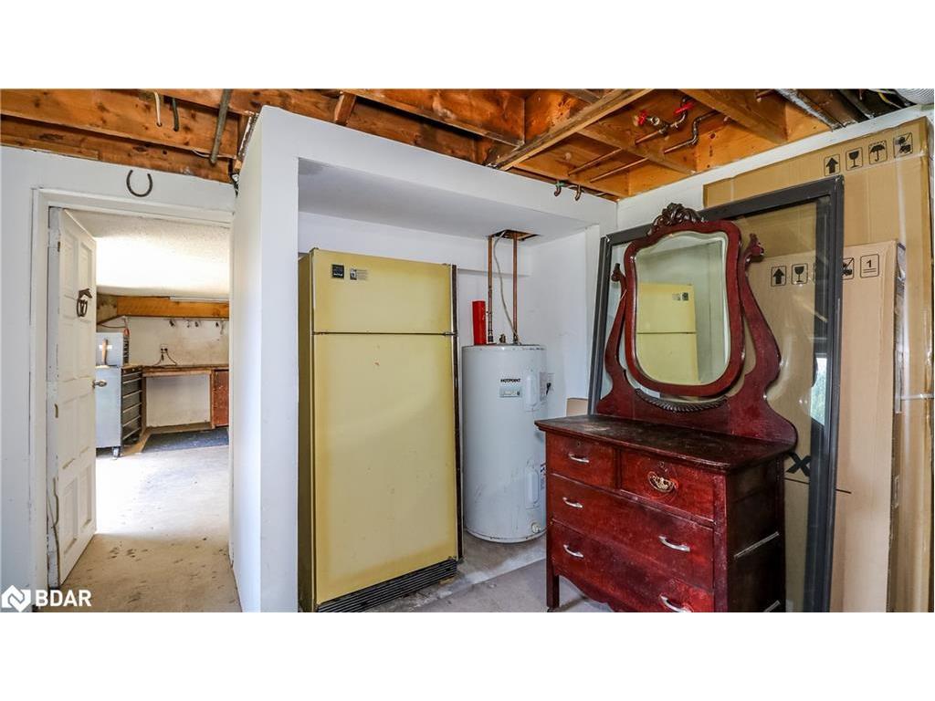 









953


Ridge

Road West,
Oro-Medonte,




ON
L0L 2E0

