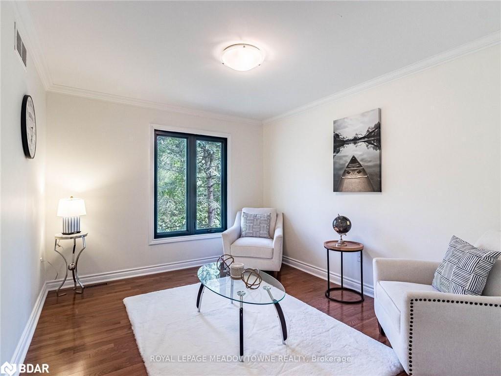 









355


Golf Links

Road,
Ancaster,




ON
L9G 4G6

