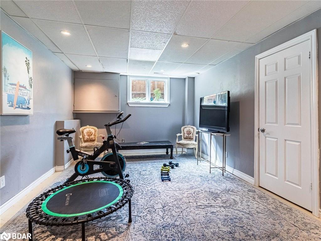 









355


Golf Links

Road,
Ancaster,




ON
L9G 4G6

