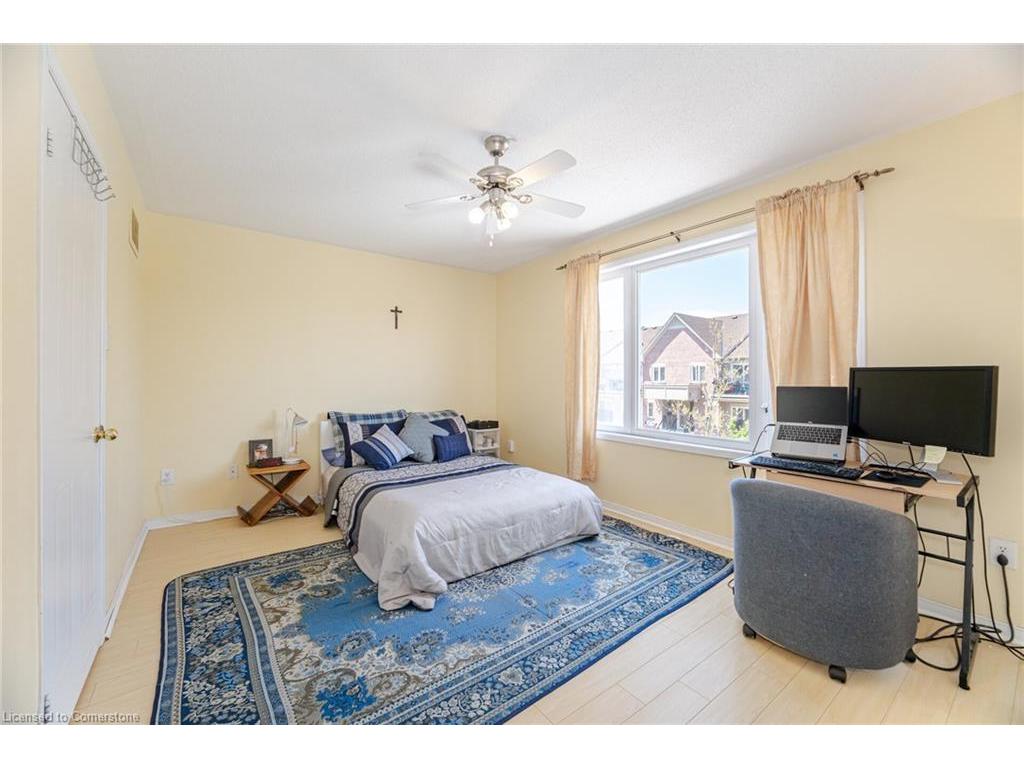 









4855


Half Moon

Grove, 3,
Mississauga,




ON
L5M 8C7

