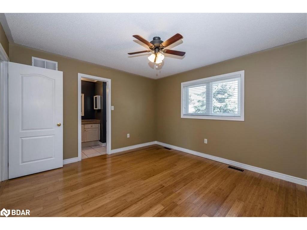 









37


Marsellus

Drive,
Barrie,




ON
L4N 8S6

