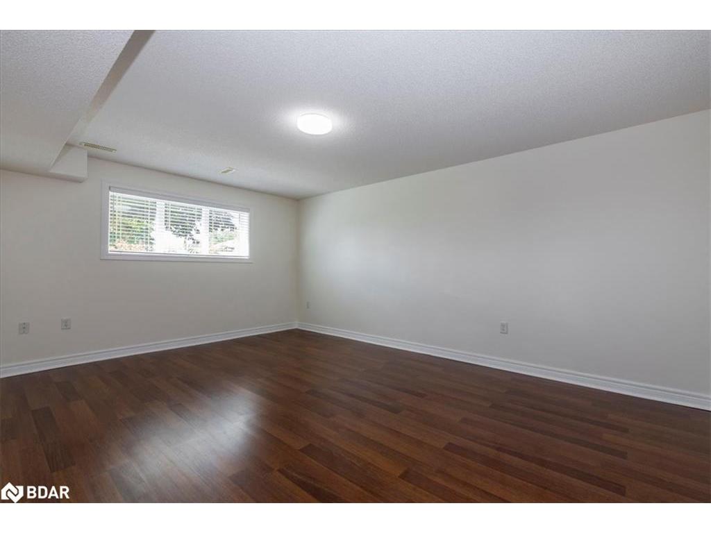 









37


Marsellus

Drive,
Barrie,




ON
L4N 8S6

