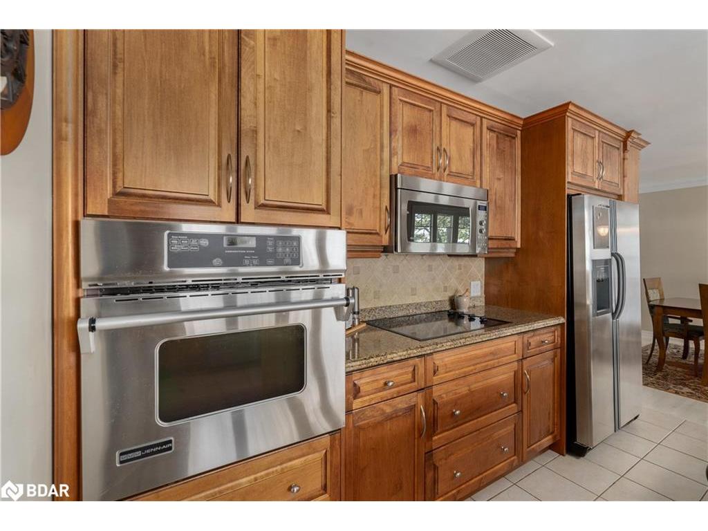 









13


Georgina

Drive,
Oro-Medonte,




ON
L4M 1E9

