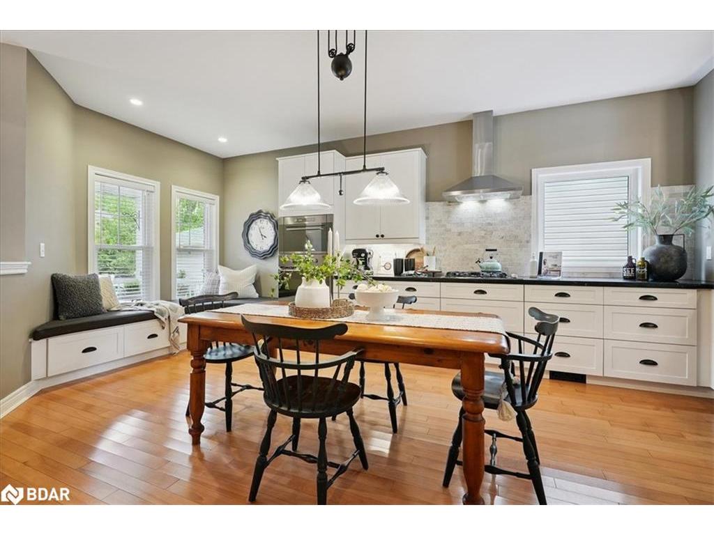 









23


Woodlawn

Court,
Dundas,




ON
L9H 7S2


