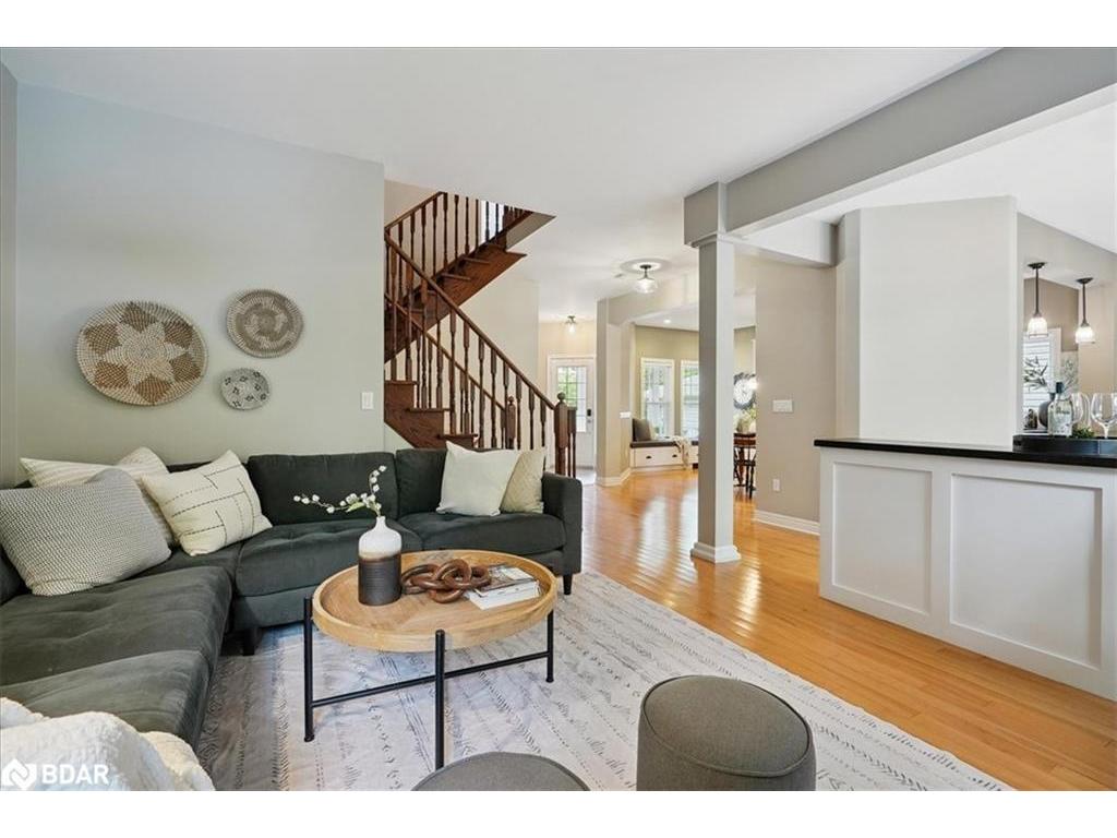 









23


Woodlawn

Court,
Dundas,




ON
L9H 7S2

