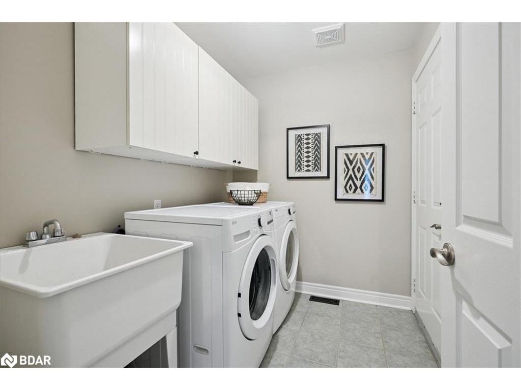 









23


Woodlawn

Court,
Dundas,




ON
L9H 7S2

