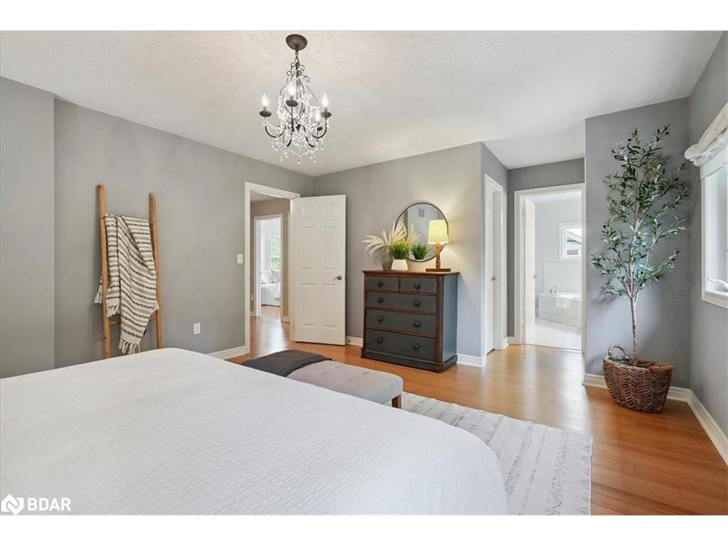 









23


Woodlawn

Court,
Dundas,




ON
L9H 7S2

