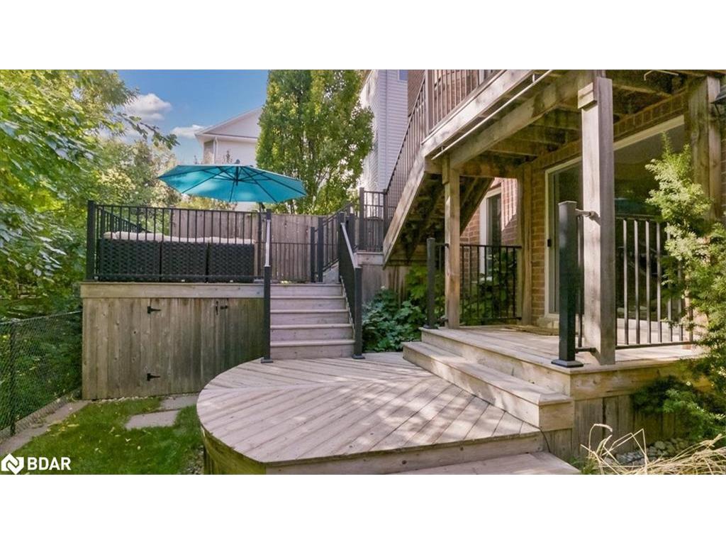 









23


Woodlawn

Court,
Dundas,




ON
L9H 7S2

