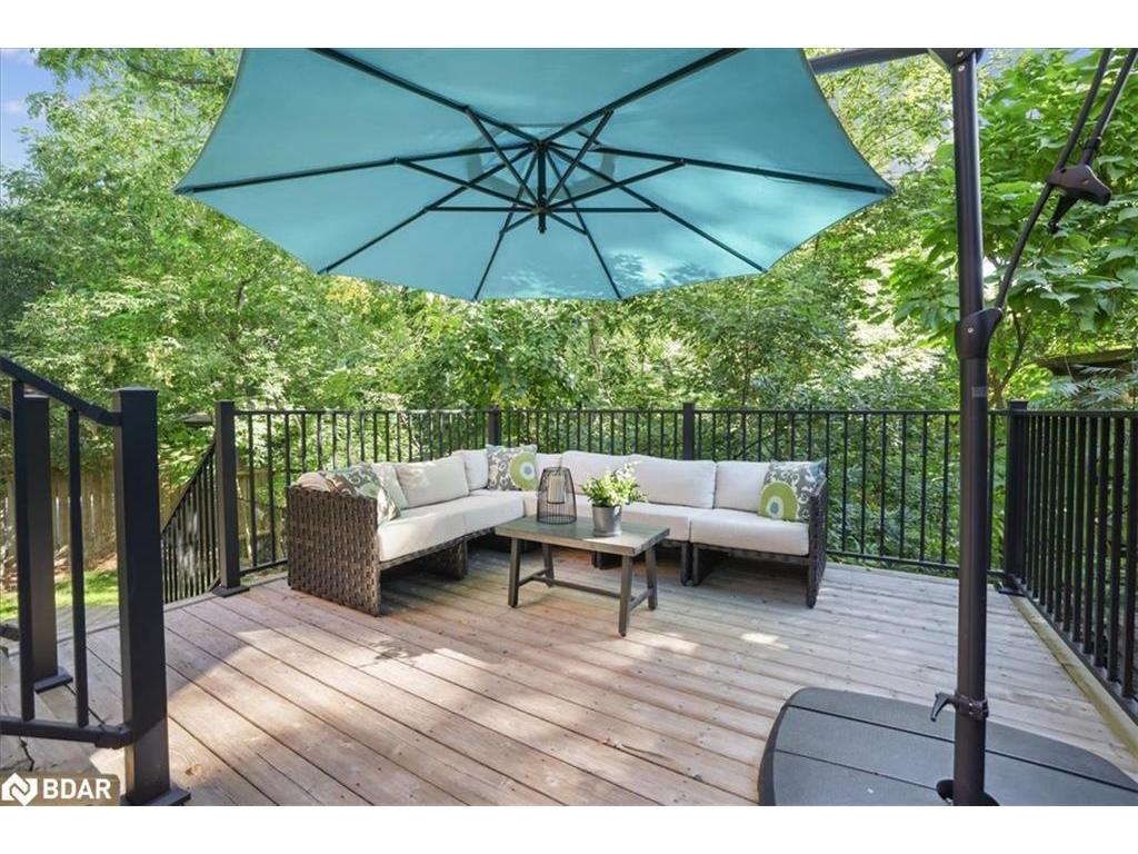 









23


Woodlawn

Court,
Dundas,




ON
L9H 7S2

