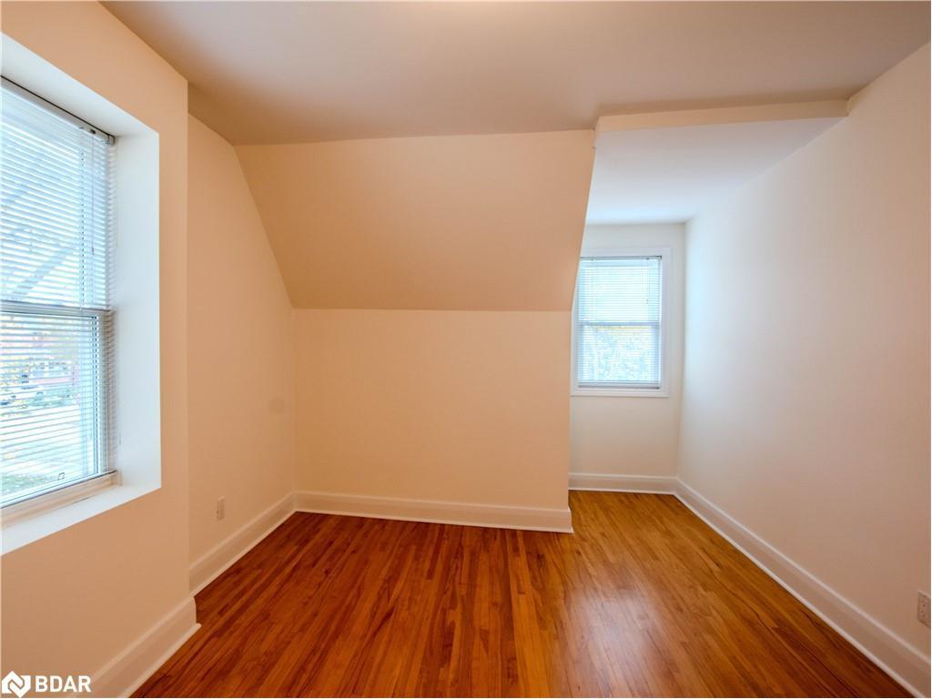 









25


Holgate

Street,
Barrie,




ON
L4N 2T6

