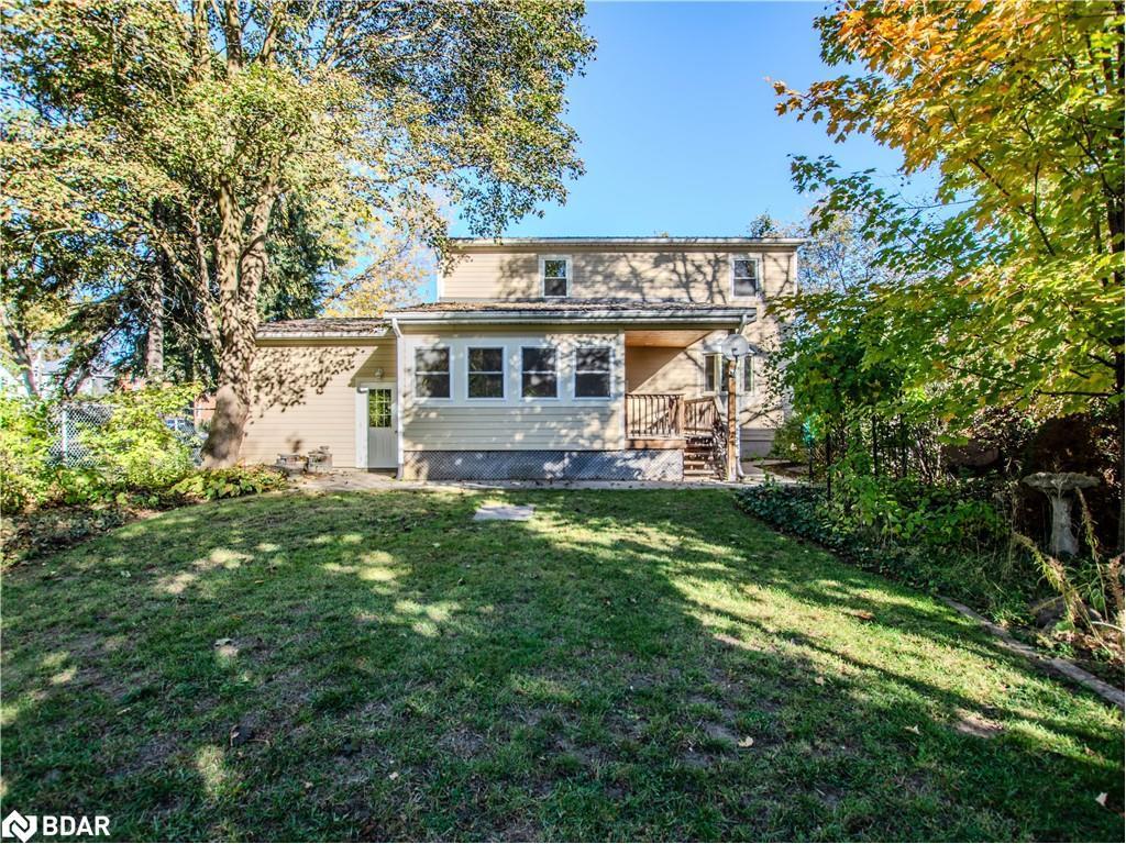 









25


Holgate

Street,
Barrie,




ON
L4N 2T6

